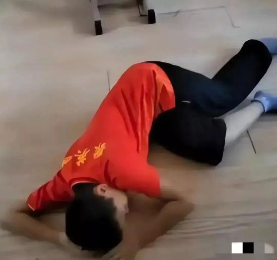 618ൺĳ˶ֲһ˺8ѧԱɱŹ